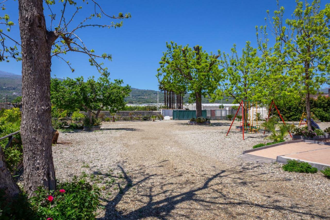 Il Giardino Country Holiday With Pool Таормина Экстерьер фото