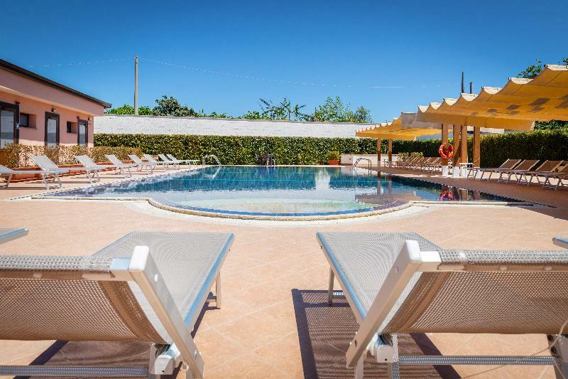 Il Giardino Country Holiday With Pool Таормина Экстерьер фото