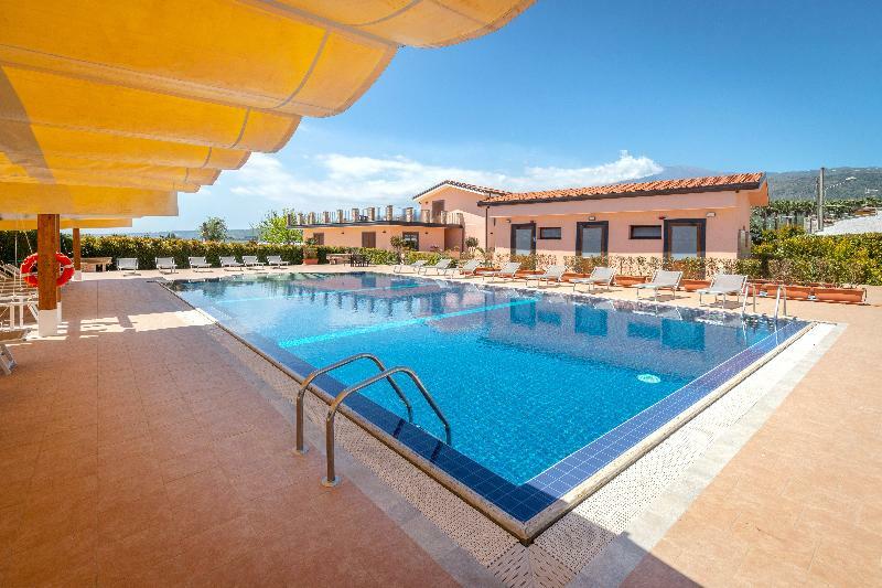Il Giardino Country Holiday With Pool Таормина Экстерьер фото